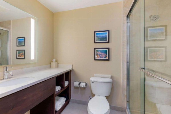 Comfort Inn & Suites Near Ontario Airport image 18